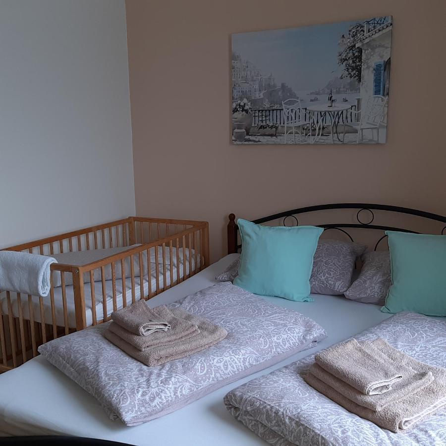Apartman U Javoru Varnsdorf Luaran gambar
