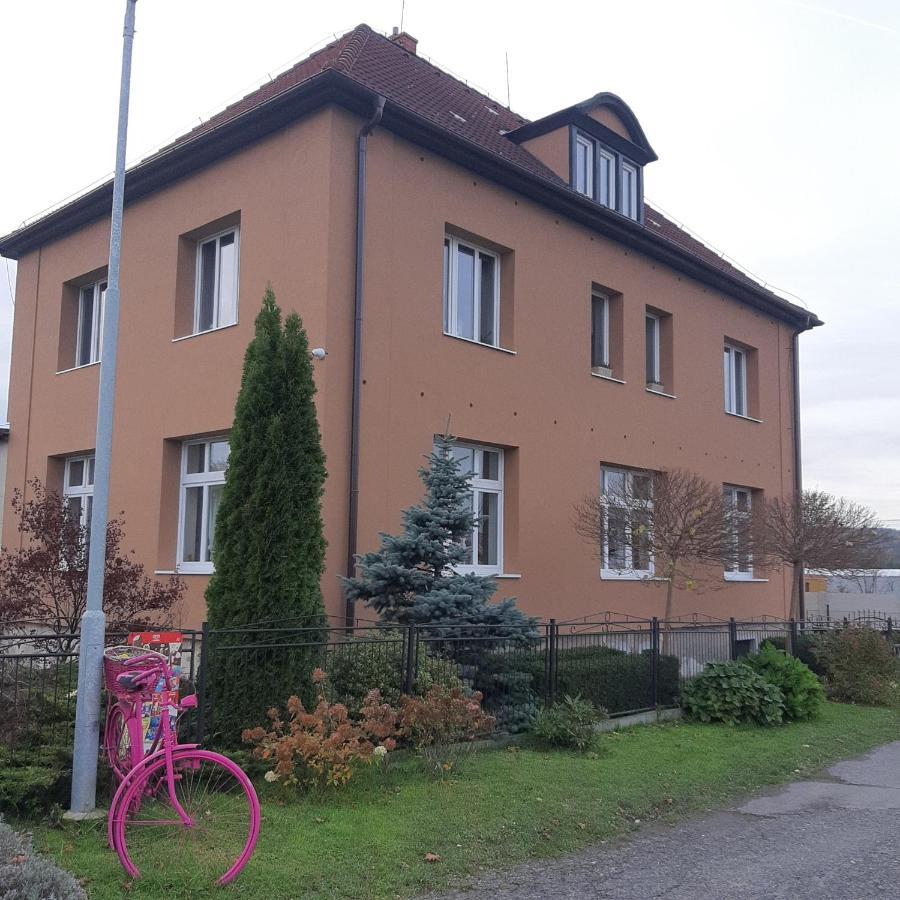 Apartman U Javoru Varnsdorf Luaran gambar